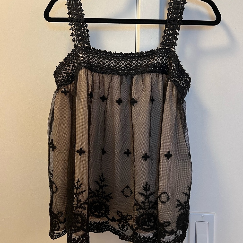 Brand new VICI top size small